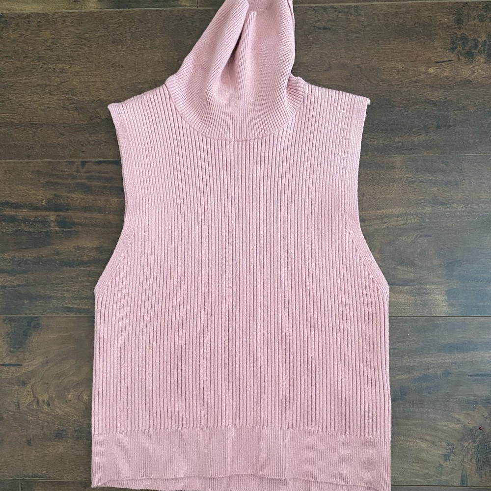 Pink turtle neck